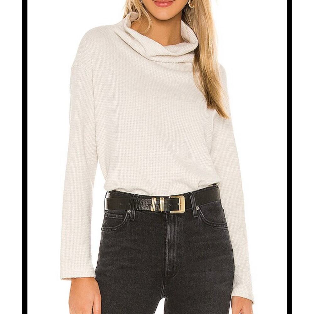 Monrow cowl neck waffle knit pullover in eggshell size XL‎